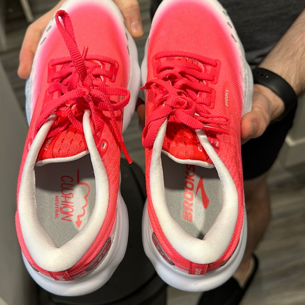 Brooks glycerin athletic shoes
